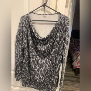 LOFT gray leopard top